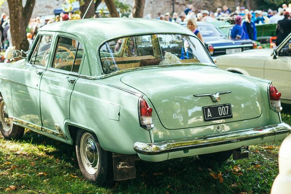 Quels sont les critères pour choisir des cardigans longs qui structurent la silhouette?